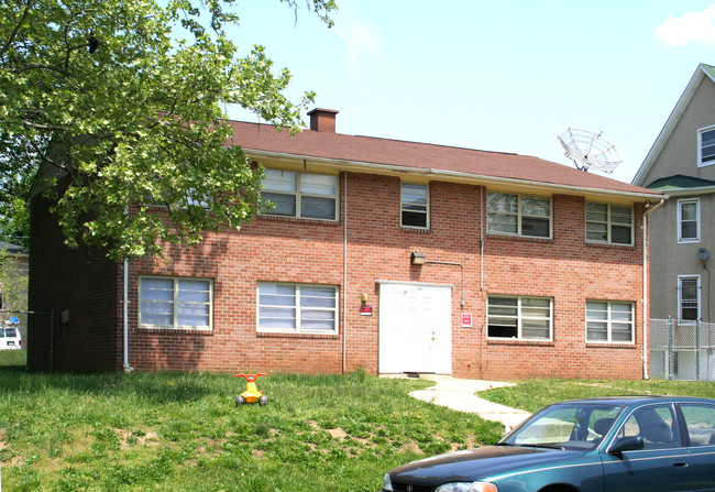 3916 Maine Ave in Baltimore, MD - Building Photo - Building Photo