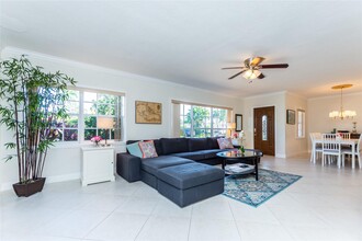 3221 Seaward Dr in Pompano Beach, FL - Foto de edificio - Building Photo