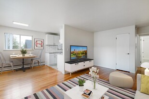 Harvey Allen Apartments in Denver, CO - Building Photo