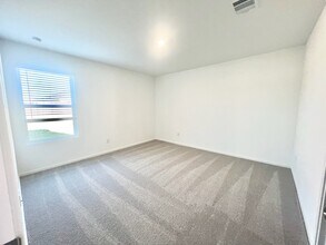 31508 Casamari Dr in Huffman, TX - Building Photo - Building Photo