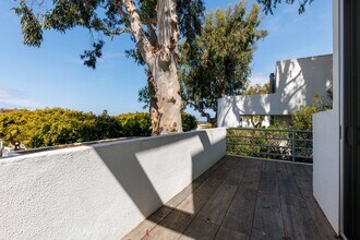 232 4th St in Del Mar, CA - Building Photo - Building Photo