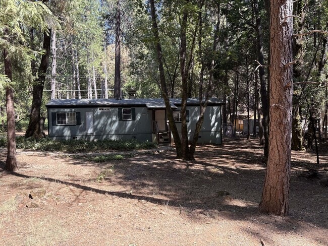 property at 14822 Magalia Dr