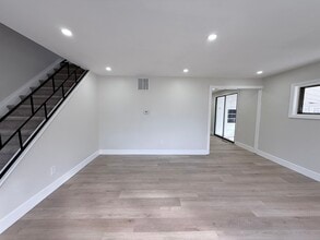 315 Park Ave in Cinnaminson, NJ - Building Photo - Building Photo