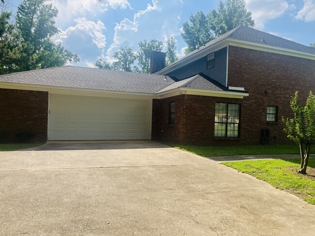 6409 Springridge Rd in Raymond, MS - Building Photo - Building Photo