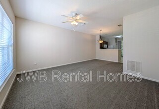 8428 Thornbush Ct in Jacksonville, FL - Building Photo - Building Photo