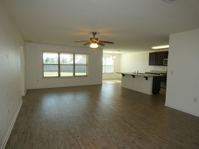 4743 Perception Circle in Milton, FL - Building Photo - Building Photo