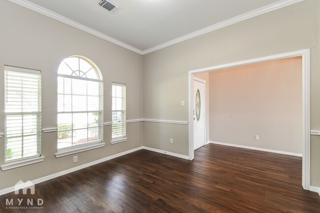 2131 Crimson Lake Ln in League City, TX - Foto de edificio - Building Photo