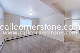 935 E Cucharras St in Colorado Springs, CO - Building Photo - Building Photo
