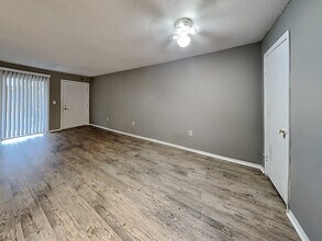 476 Banyon Tree Cir in Maitland, FL - Building Photo - Building Photo