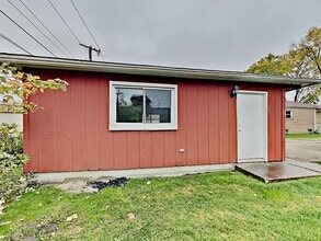 10115 S 53rd Ave in Oak Lawn, IL - Building Photo - Building Photo