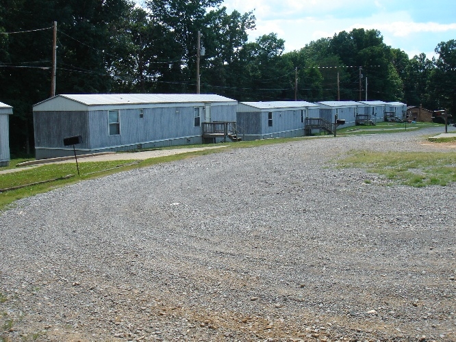 100 Lemay Hill Rd in Big Rock, TN - Building Photo