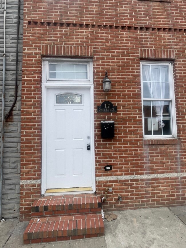 property at 112 S Haven St