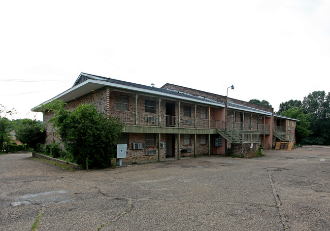 Nova Park Apartments in Jackson, MS - Building Photo - Building Photo