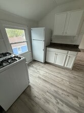 97 W 8th St in Oswego, NY - Building Photo - Building Photo