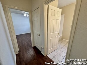 4731 Highland Farm in San Antonio, TX - Building Photo - Building Photo