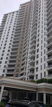 701 Brickell Key Blvd, Unit 1711 in Miami, FL - Building Photo - Building Photo