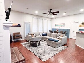 1207 Old Knoll Dr in Wylie, TX - Building Photo - Building Photo