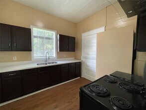 3828 Avenue M 1/2 in Galveston, TX - Building Photo - Building Photo
