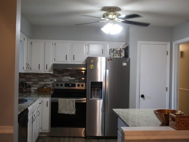 8626 Surry Cir in Chattanooga, TN - Building Photo - Building Photo