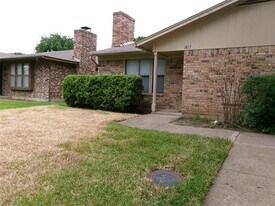 1817 Family Cir in Grand Prairie, TX - Building Photo
