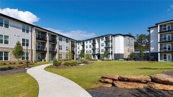 1065 Preston Blvd, Unit 2604NWGarryannaDr. in Lithia Springs, GA - Building Photo