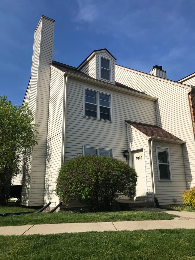 property at 3009 Cimarron Trl