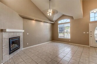 12404 Tierra Arroyo Dr in El Paso, TX - Building Photo - Building Photo