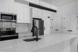 200 Arno Dr in Beacon, NY - Building Photo - Building Photo