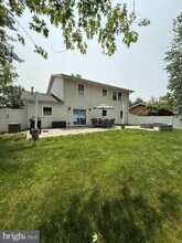 7896 Pavilion Dr in Severn, MD - Building Photo - Building Photo