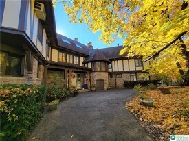444 W 3rd St in Bethlehem, PA - Building Photo