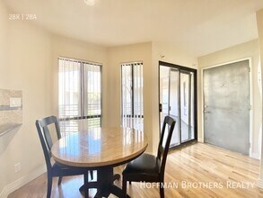 8569 Burton Wy, Unit 101 in Los Angeles, CA - Building Photo - Building Photo