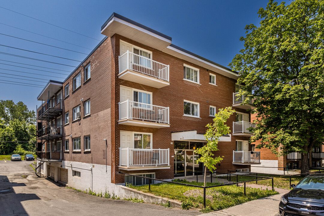 10350 Fleury Tsse in Montréal, QC - Building Photo