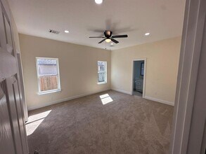 8010 Livingston St in Houston, TX - Building Photo - Building Photo