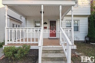 2029 Berdan Ave in Toledo, OH - Building Photo - Building Photo