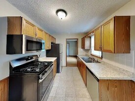 3540 Utah Ave S in Minneapolis, MN - Building Photo