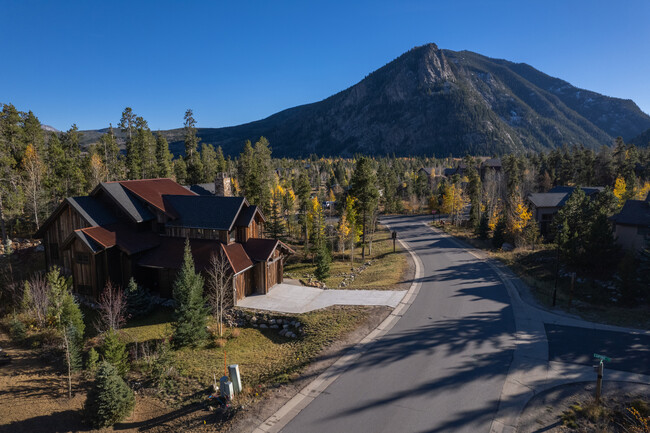 218 Windflower Ln in Frisco, CO - Building Photo - Building Photo