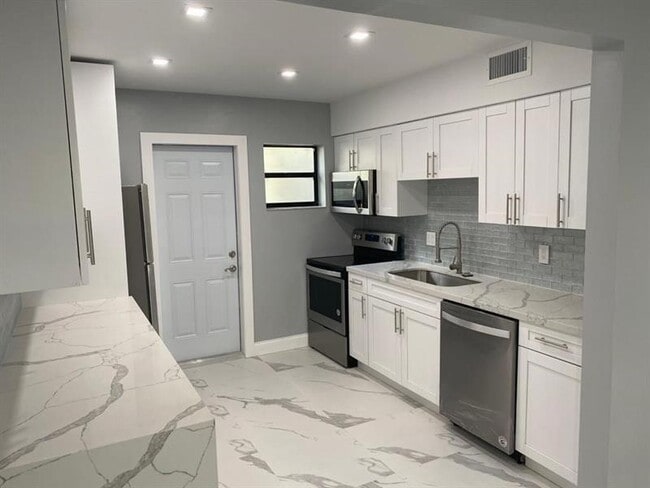 property at 1023 SW 15th Terrace