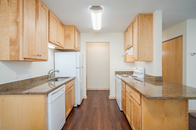 Park Place Apartment in Burnsville, MN - Foto de edificio - Interior Photo