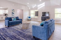 Stonecrest Apartments in New Albany, IN - Building Photo - Interior Photo