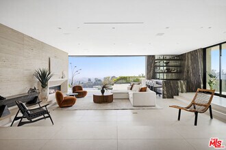 1731 Summitridge Dr in Beverly Hills, CA - Building Photo - Building Photo