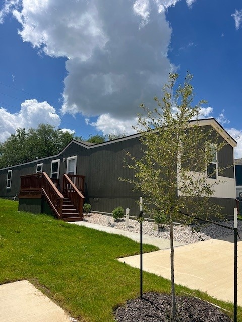 property at 15923 S Flores St