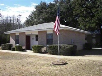 Oakwood Apartments in Luverne, AL - Building Photo