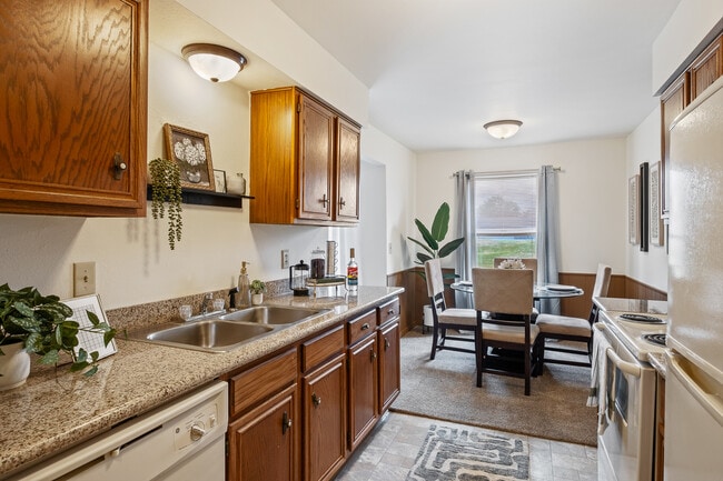 Woodfield Apartments