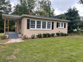 504 Pearces Rd in Zebulon, NC - Building Photo