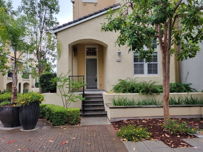 10280 Park Green Ln in Cupertino, CA - Building Photo - Building Photo
