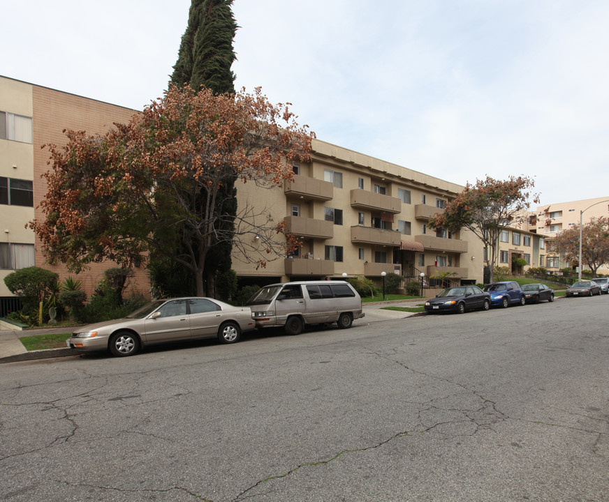 447 S Berendo St in Los Angeles, CA - Foto de edificio