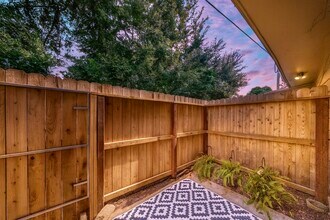 14703 Barryknoll Ln in Houston, TX - Building Photo - Building Photo