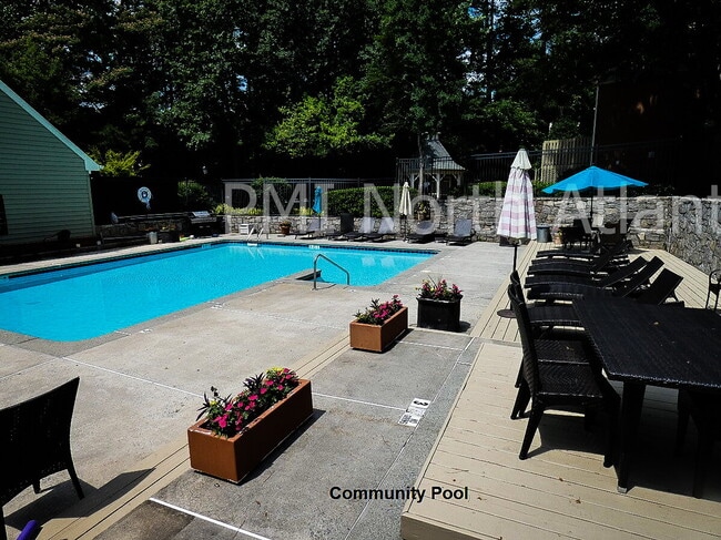 property at 99 Mt Vernon Cir