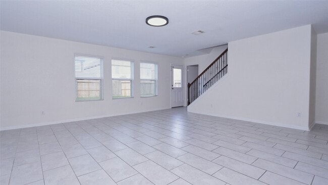 property at 3318 Madison Elm St