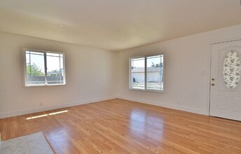 40582 De Silva Ct in Fremont, CA - Building Photo - Building Photo